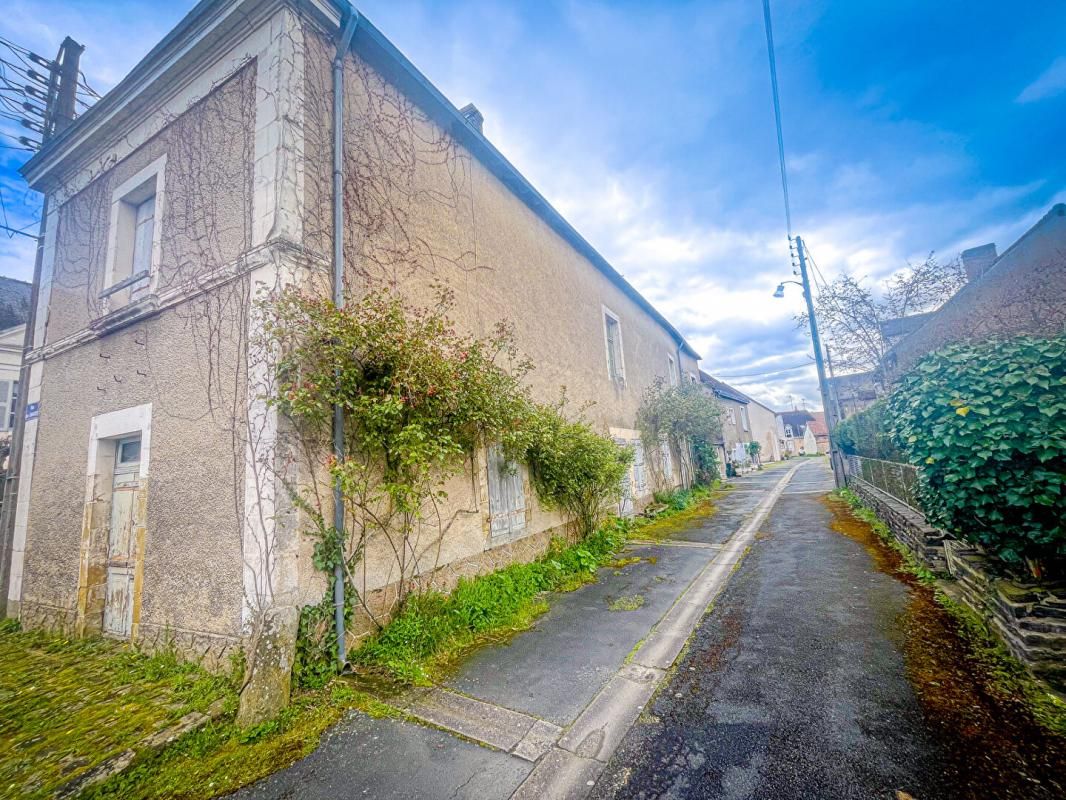 LEVROUX Immeuble Levroux 12 pièce(s) 220 m2 3