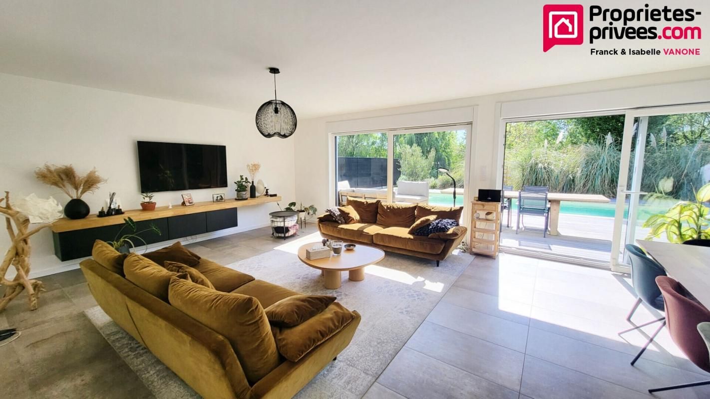 PERENCHIES Maison cubique individuelle - 4 chambres - jardin - piscine -194 m² 2