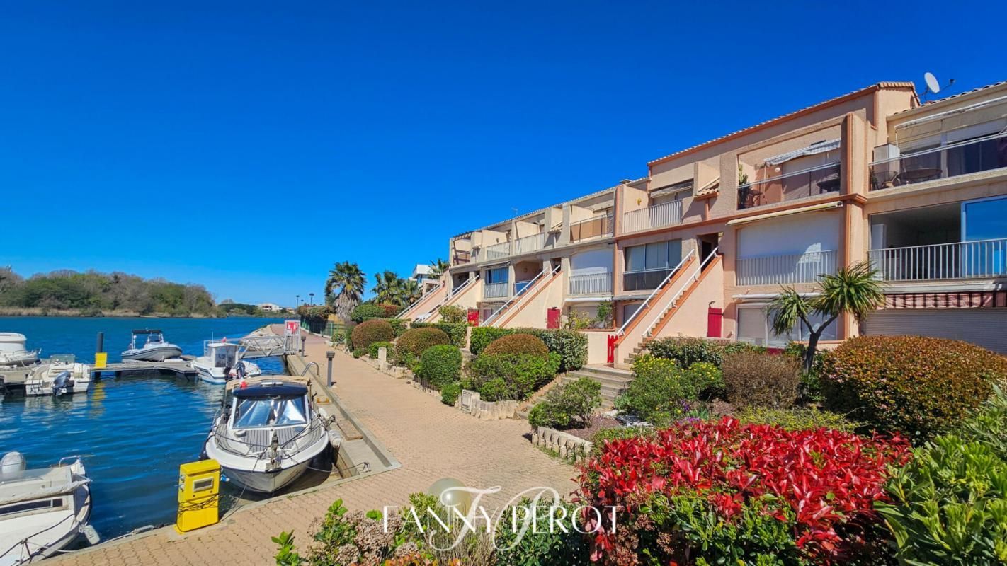 SAINT-CYPRIEN Saint-Cyprien - Appartement avec parking privé vue marina 2