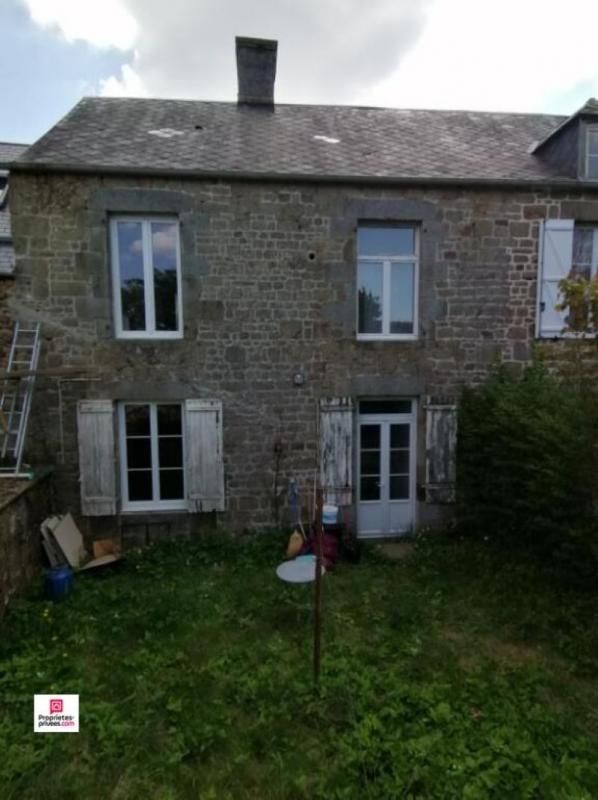 CARROUGES CARROUGES (61320) Maison de bourg, 4 pièces, 3 chambres , 75 m2 environ PRIX 48 990 honoraires 8,87% inclus à la charge de l'acquéreur, soit 45 000 hors honoraires 2