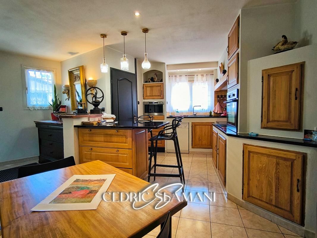 RAISSAC-SUR-LAMPY EN EXCLUSIVITE, MAISON 195M2, 4 CHAMBRE, SALON, 2 CUISINE, 2 WC, 1 SALLE DE BAIN, 1 SALLE D EAU 3