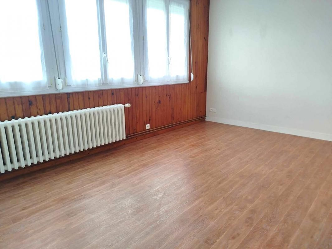 PONTIVY 56300 Pontivy, maison 3 chambres 3