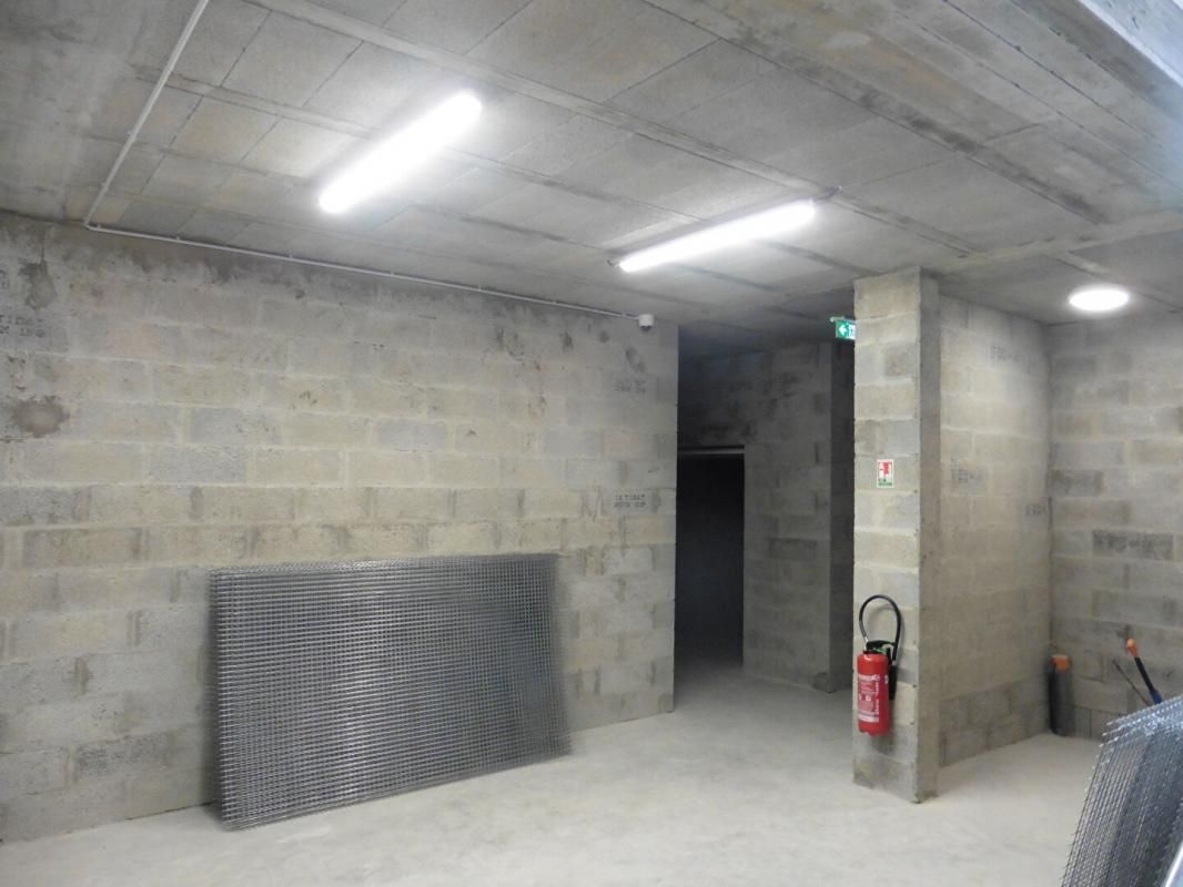 QUIMPERLE Entrepôt Quimperlé 550 m2 2