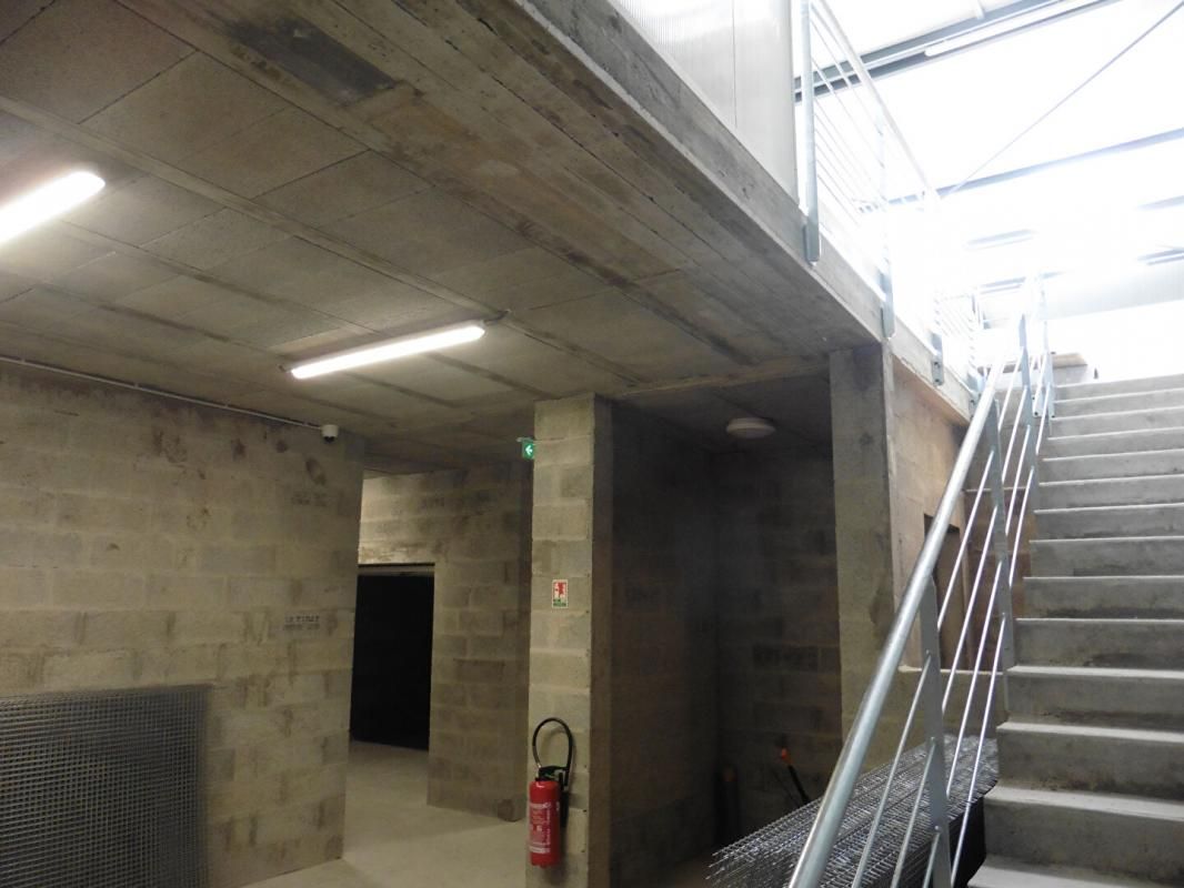 QUIMPERLE Entrepôt Quimperlé 550 m2 3