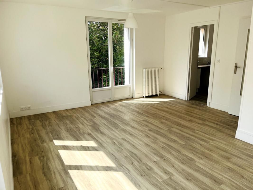 ROMILLY-SUR-SEINE Appartement Romilly Sur Seine 4 pièce(s) 80 m2 4