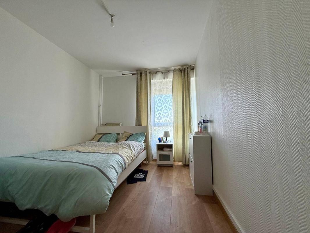 EVRY Appartement Evry Courcouronnes 4 pièce(s) 84 m2 3