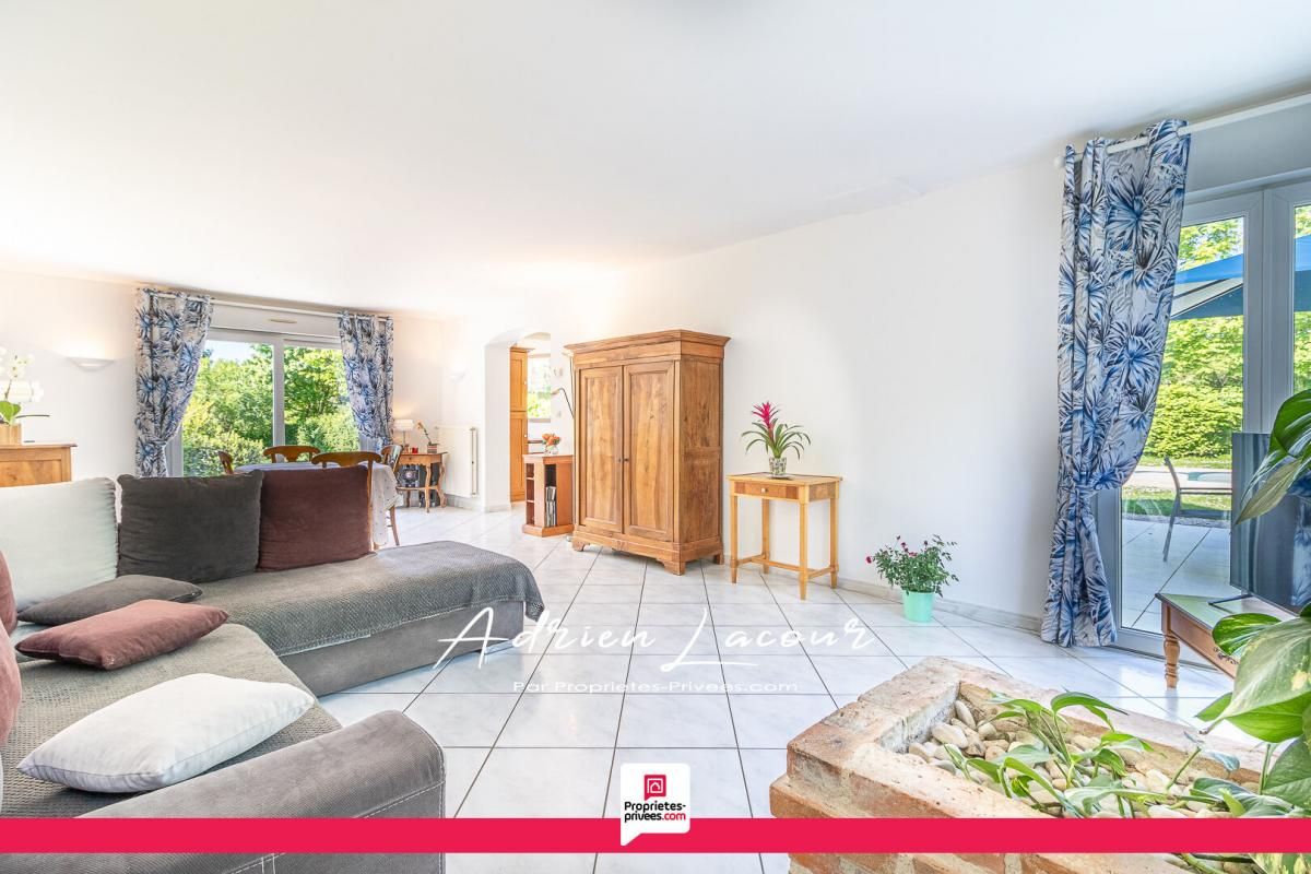LASSAY-SUR-CROISNE Maison Lassay Sur Croisne 9 pièce(s) 145 m2 4
