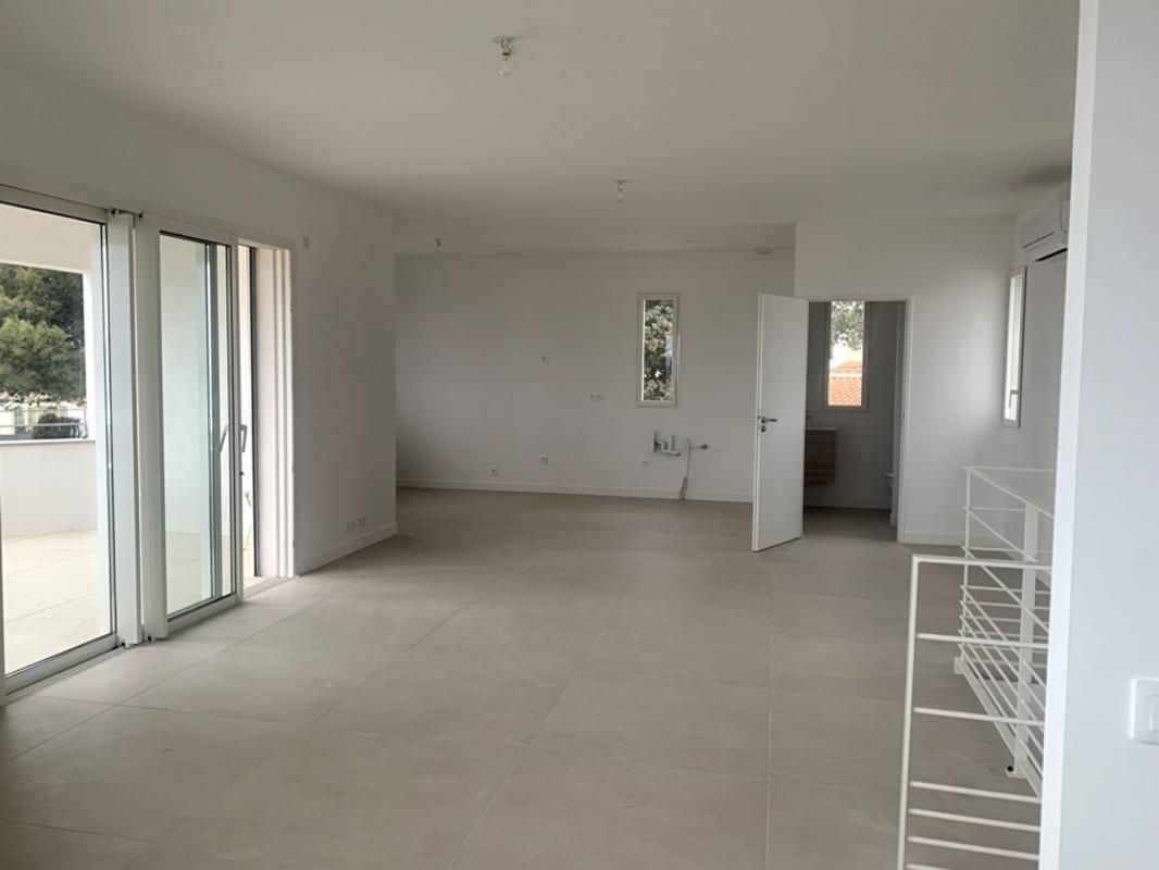 MARTIGUES Appartement CARRO 3 pièce(s) 99,93 m2 2