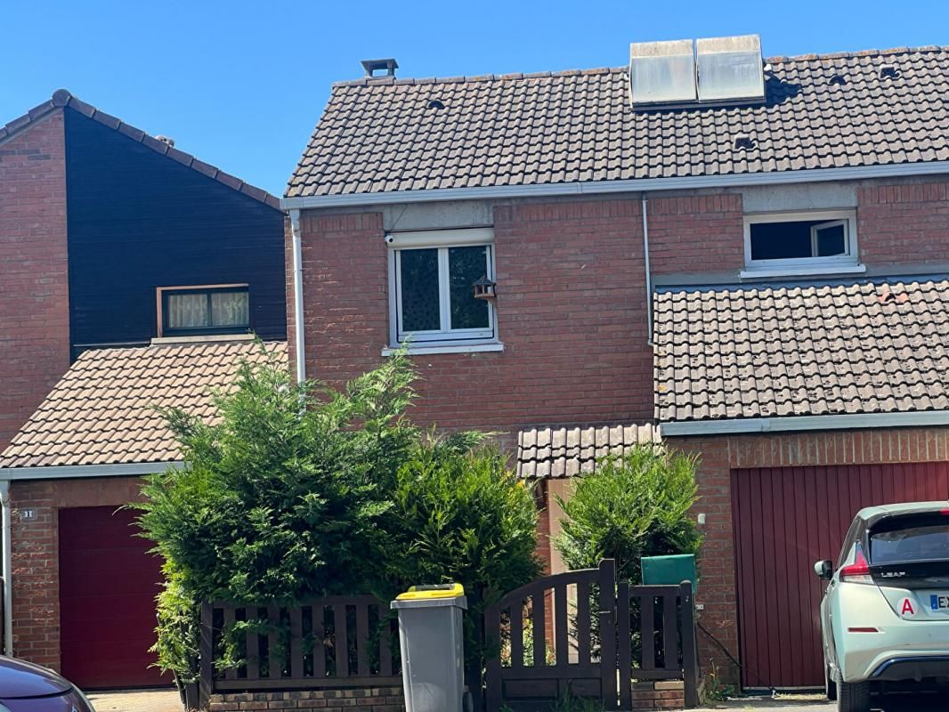 EVRY Maison Evry Courcouronnes 5 pièce(s) 85 m2 2