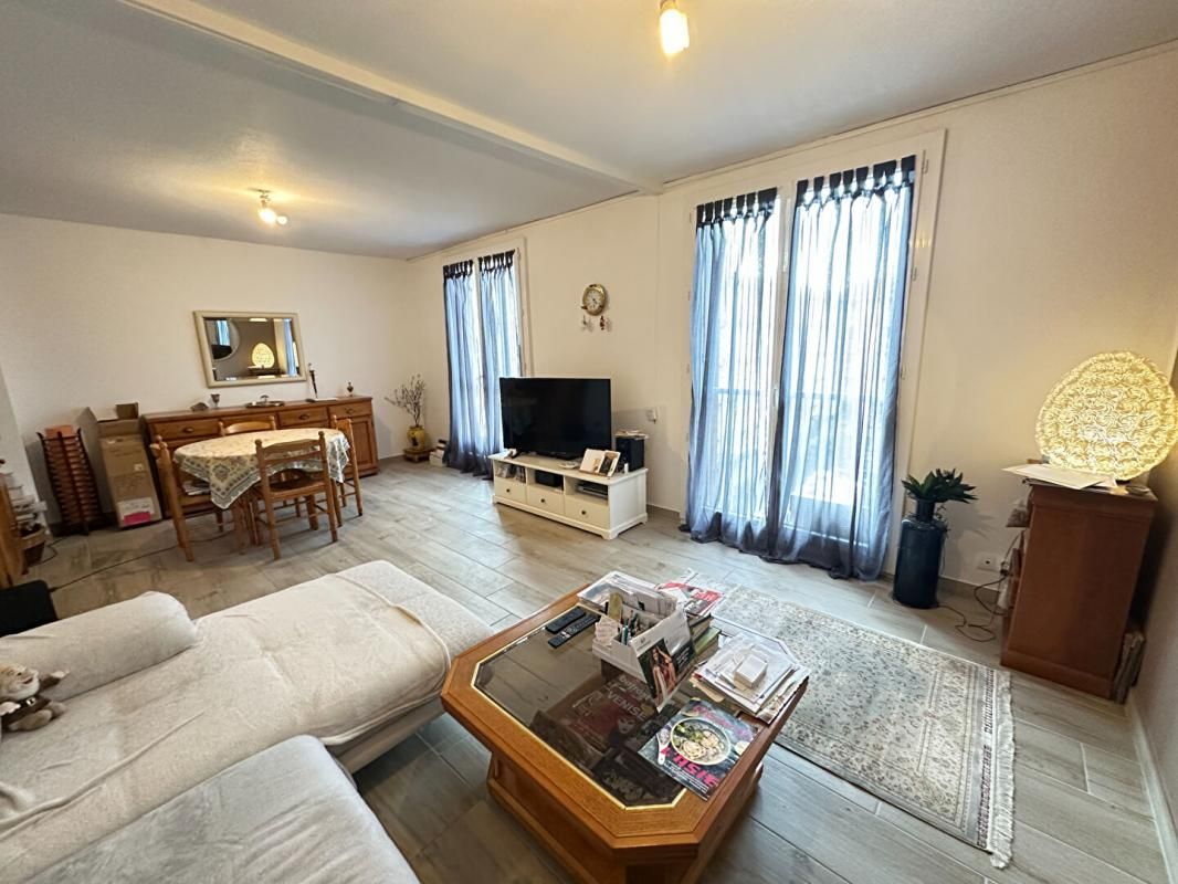 SALON-DE-PROVENCE Exclusivité  Appartement T3 2
