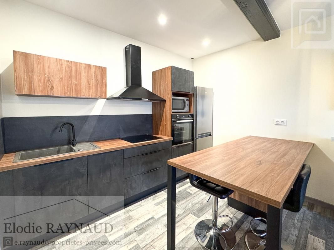 LA BOISSE Maison de ville La Boisse 3 pièces 73m2 4