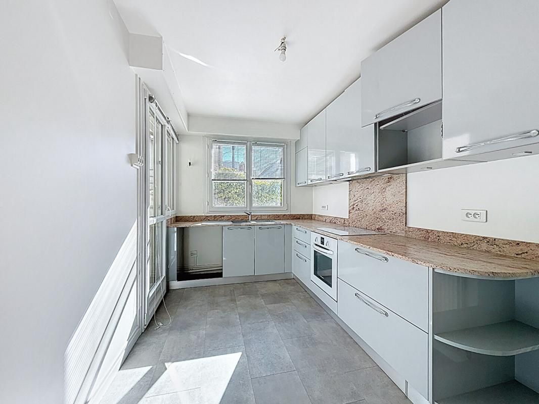 VILLEJUIF Appartement Vitry Sur Seine LIMITE VILLEJUIF 3 pièce(s) 75.43 m2 4