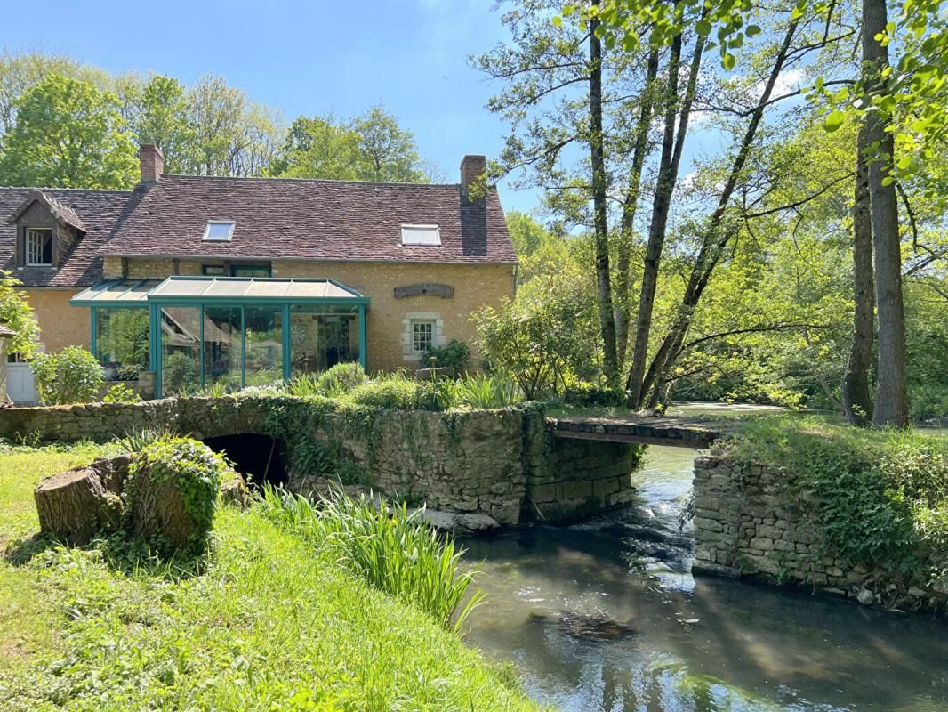 RUILLE-EN-CHAMPAGNE Moulin - Ruillé en Champagne - 7 pièce(s) - 208 m² 2