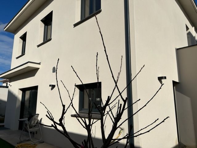 MONTARNAUD Villa Montarnaud 8 pièce(s) 170 m2, 5 chambres 2