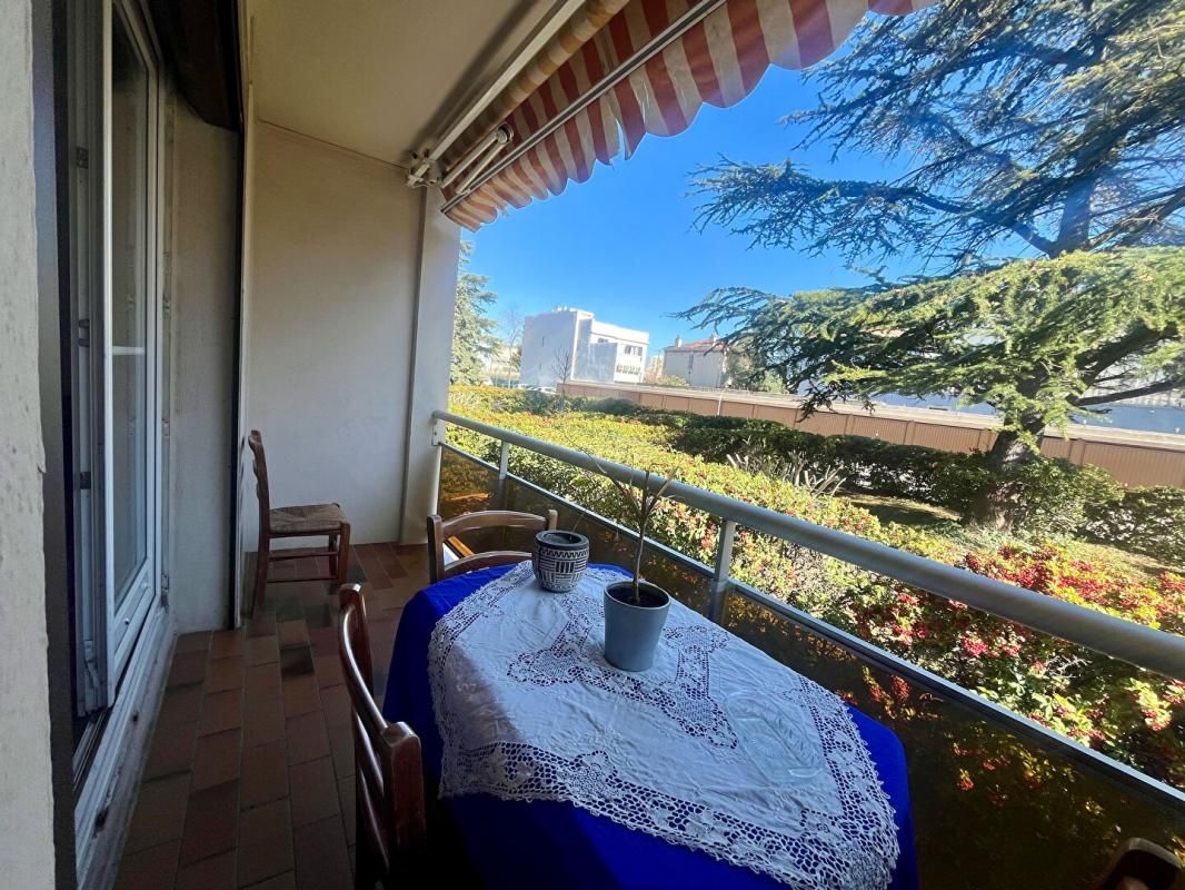 Rez-de-jardin T2 55 m² 13014 vendu loué