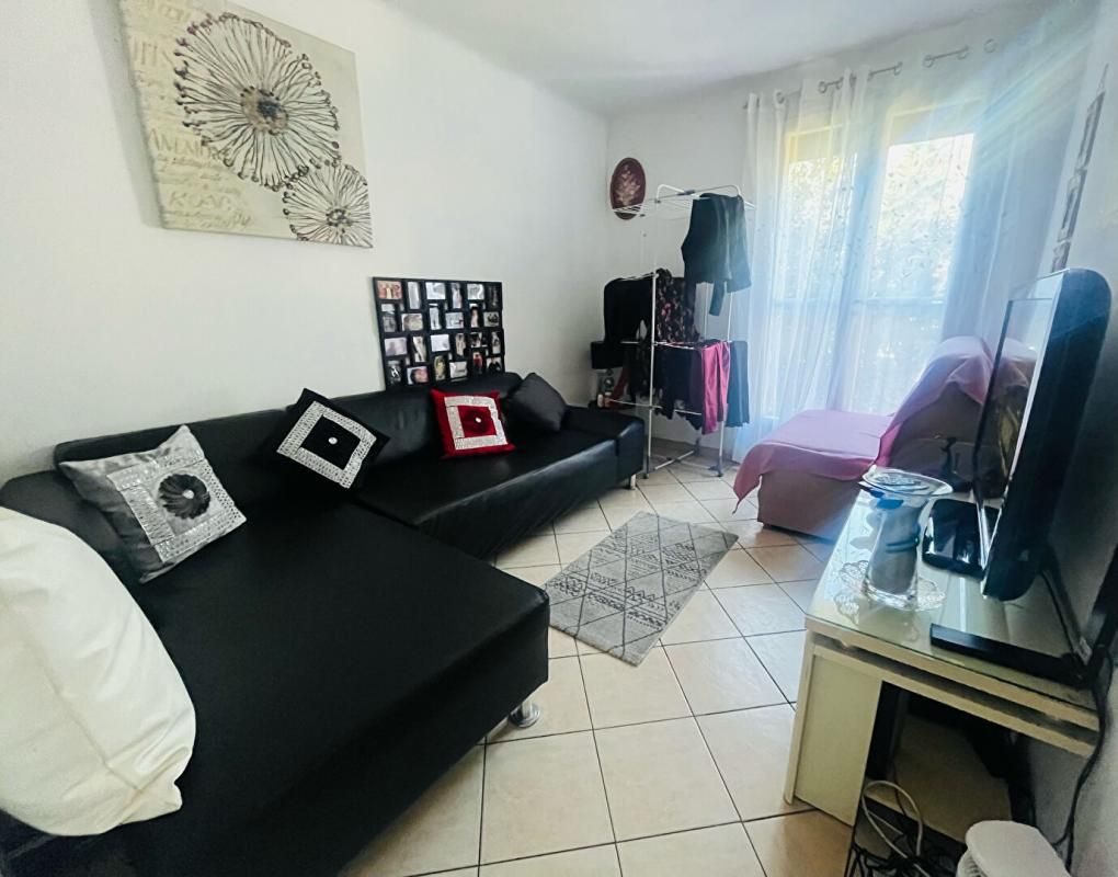 MARSEILLE-14E-ARRONDISSEMENT Rez-de-jardin T2 55 m² 13014 vendu loué 3