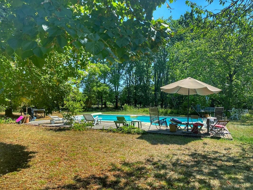 LALINDE Longère de Charme avec 2 Gîtes, Grange, Piscine et Parc Boisé (Forêt de Chênes Truffiers) - Proche Lalinde - Dordogne 2