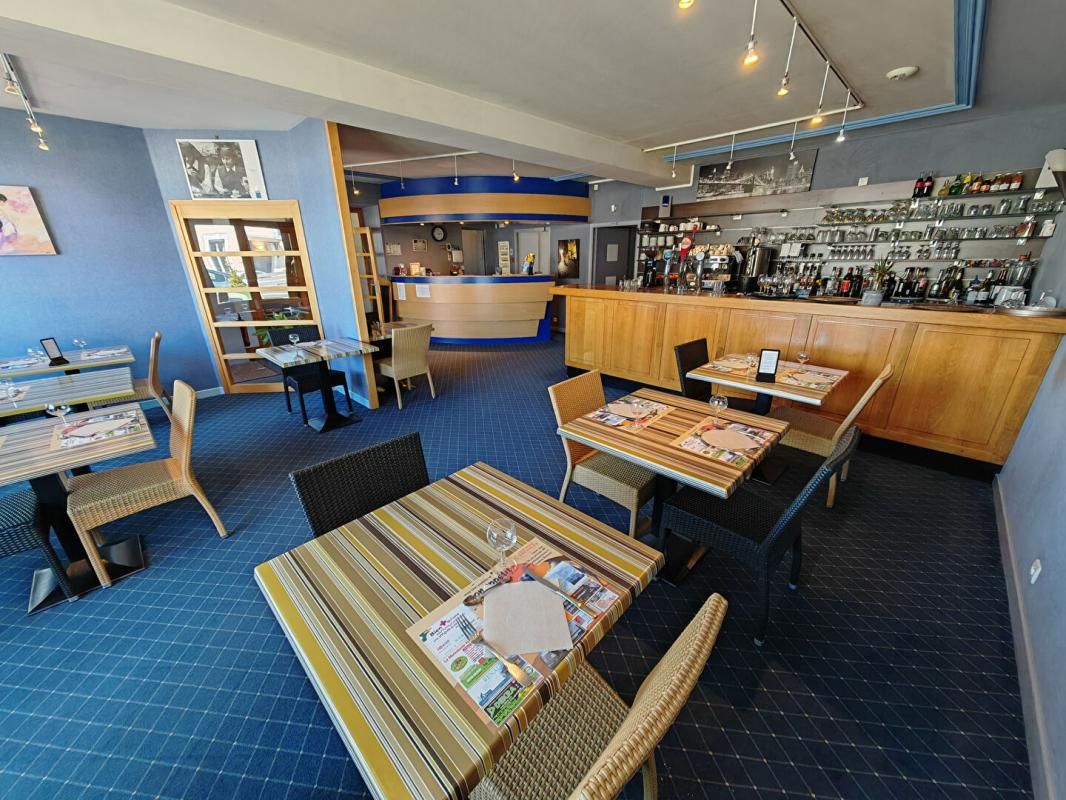 LE POINCONNET Exclusivité : Restaurant Emplacement N°1 avec partie habitation en plein bourg du Poinçonnet (36) à proximité de Châteauroux 3