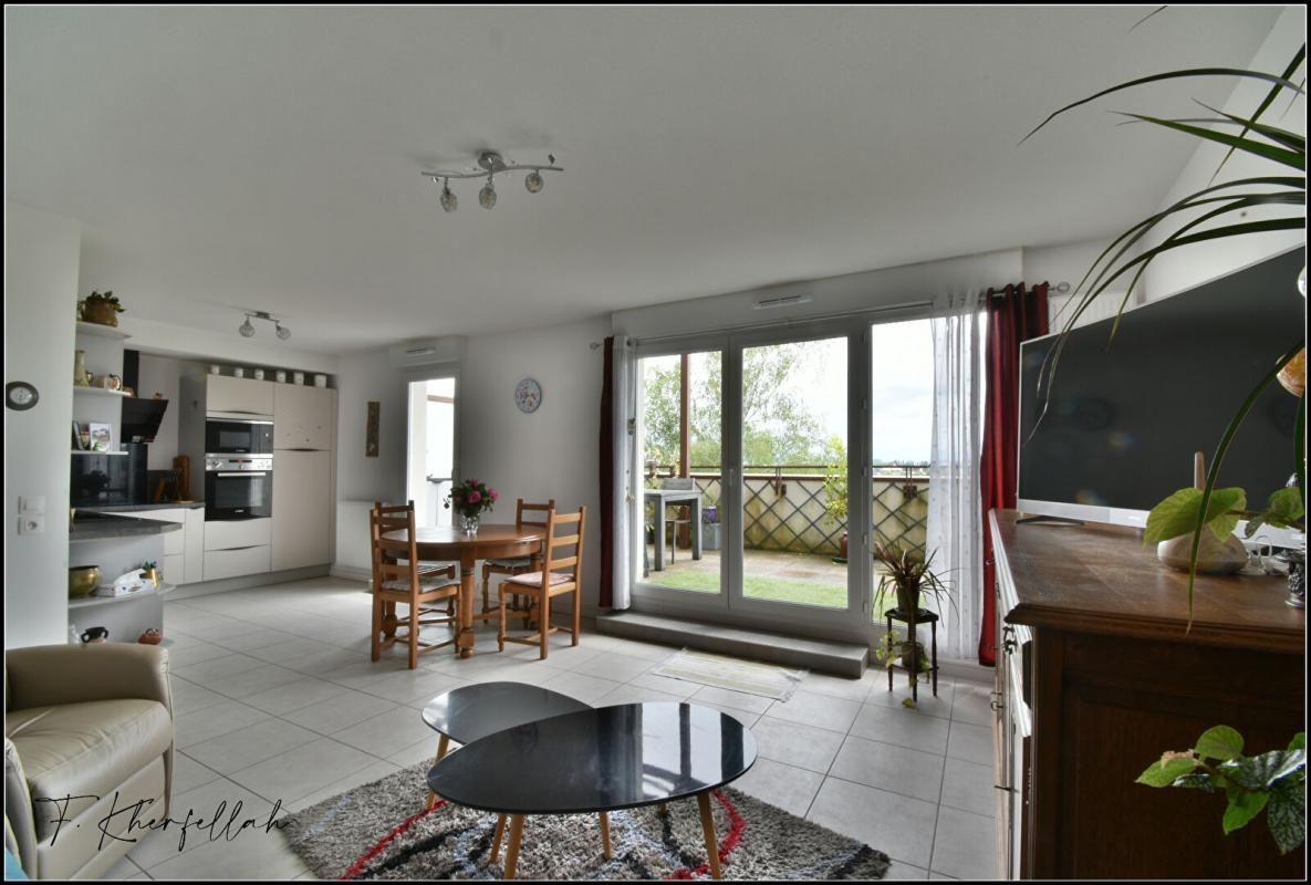 PAU PAU HIPPODROME - APPARTEMENT 73 M² 2