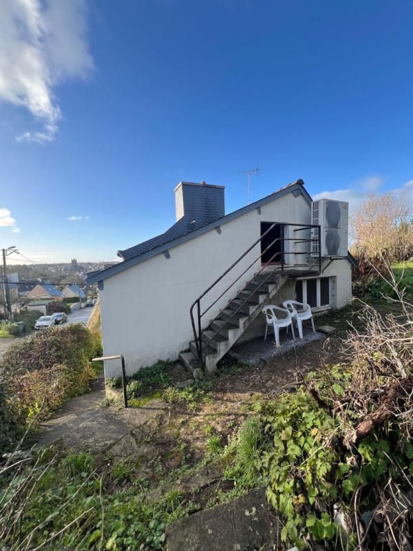 QUIMPERLE Quimperlé basse ville Maison 3CH + dépendances, calme, terrain constructible 2