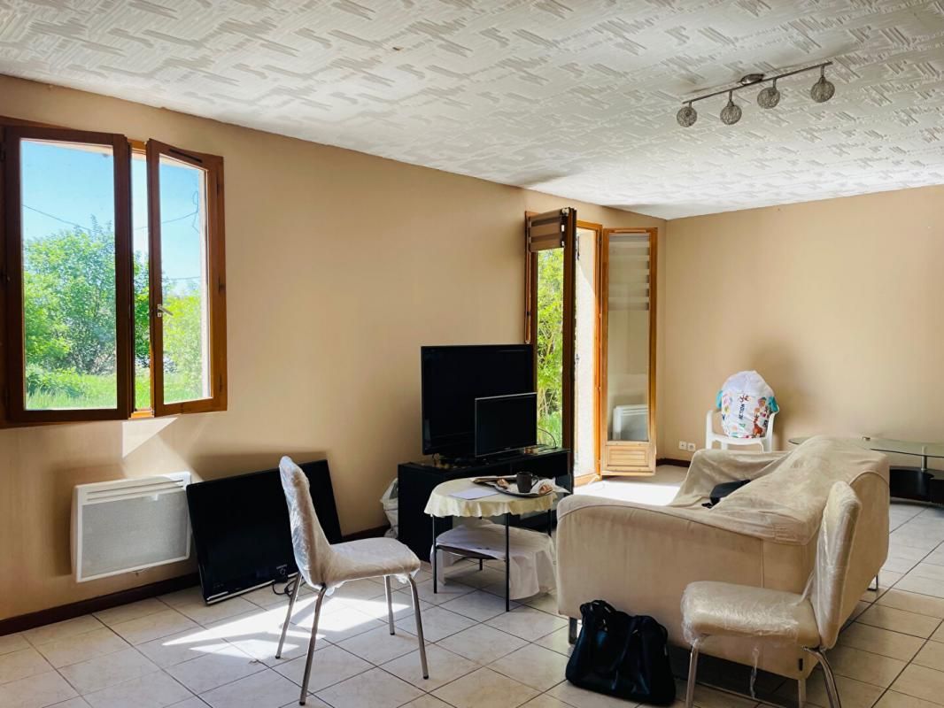 VILLEMEUX-SUR-EURE Maison Villemeux Sur Eure 4 chambres 100 m2 de plain pied avec jardin 3
