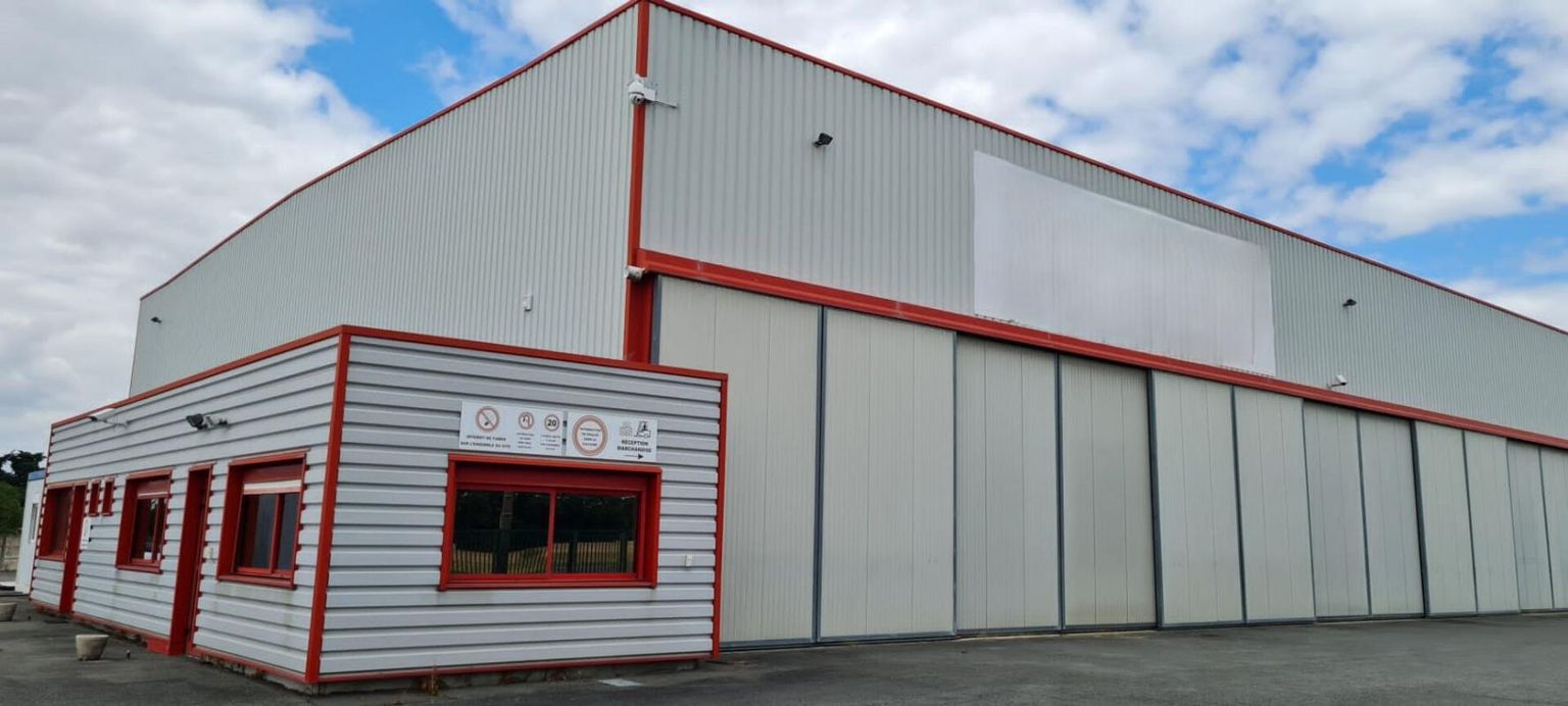 LAILLY-EN-VAL Entrepôt 1800 m2 sur 9900m² de terrain 4