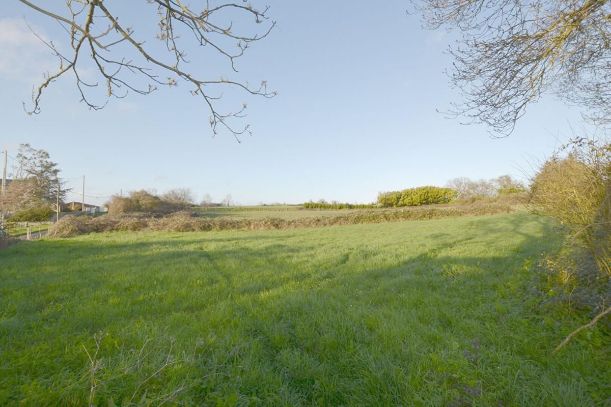 LA BRETONNIERE-LA-CLAYE Terrain La Bretonniere La Claye 1400 m2 3