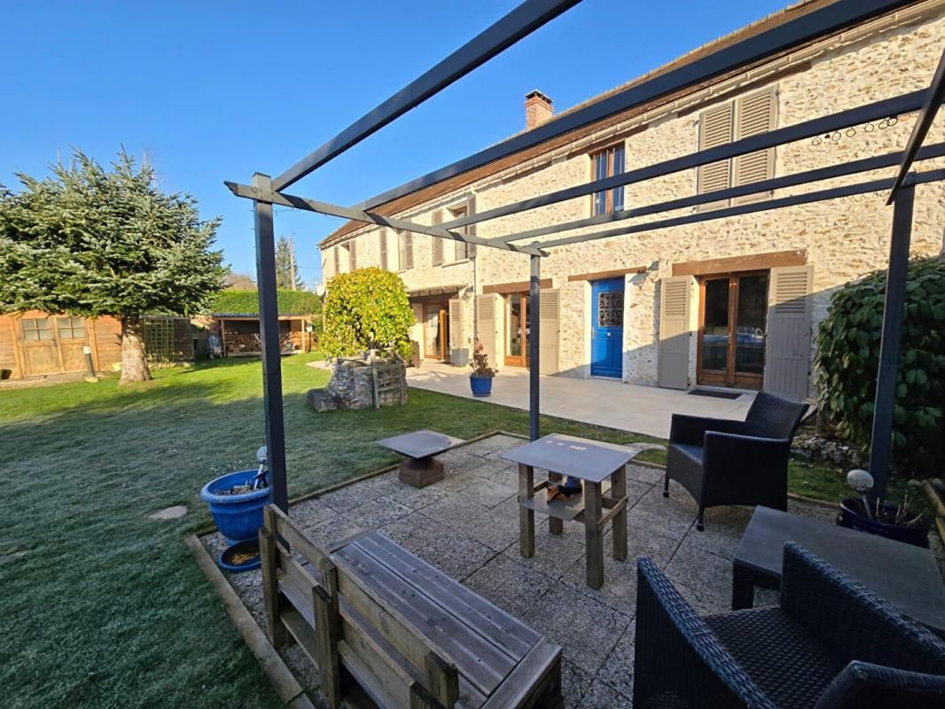 BULLION Maison Bullion 8 pièces 253 m2 3