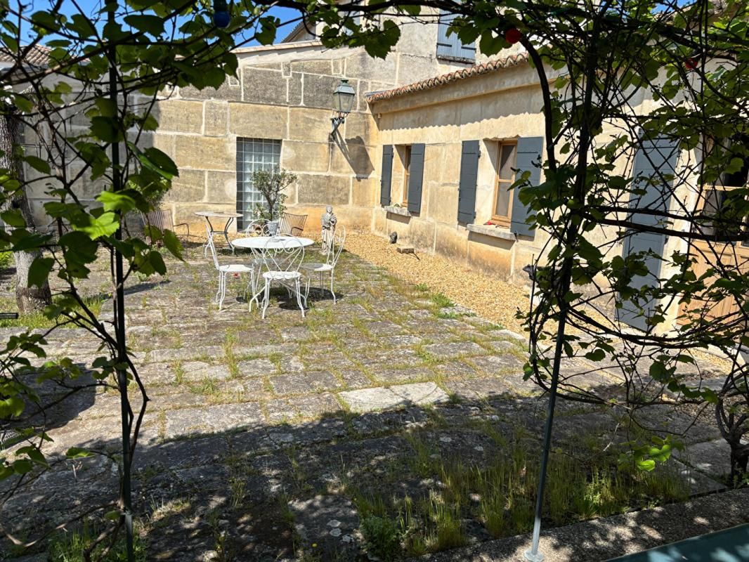 UZES Maison en Pierres du Gard 2