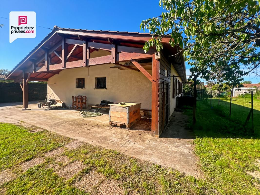 SAINT-MAIXANT Maison de plain-pied, 3 chambres, garage et jardin 4