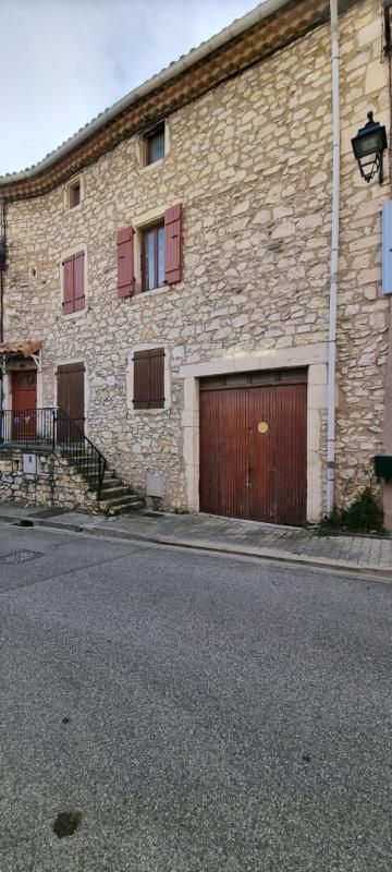 CRUAS Ensemble Immobilier 8 pièce(s) 145 m² 2
