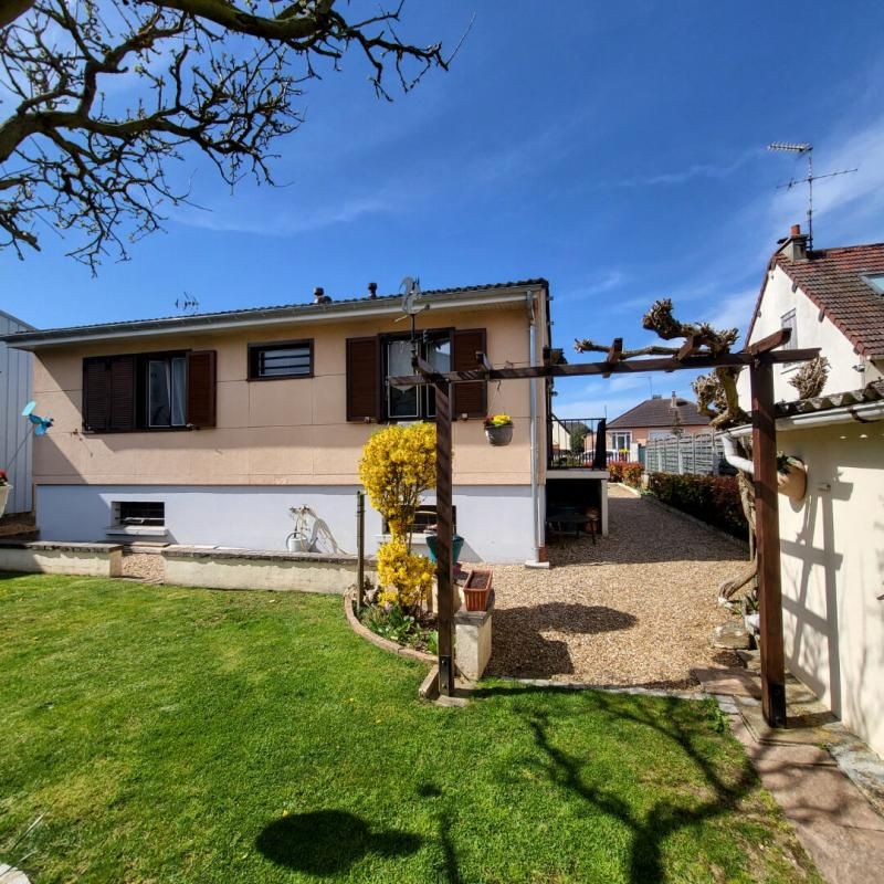 VERNOUILLET Vente à terme occupée, maison 73 m², Vernouillet (28500), 2 chambres, sous-sol total, dépendance, hangar, terrain de 575 m². Bouquet de 100 400 HAI et 425/mois sur 4 ans 2
