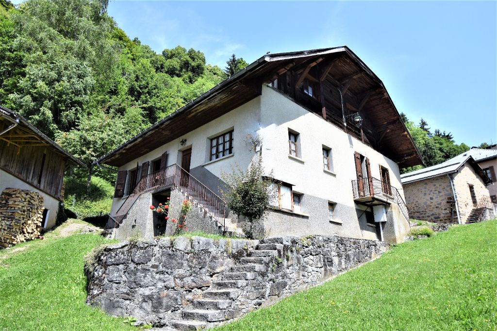 UGINE Maison Ugine 11 pièces 303 m2 2