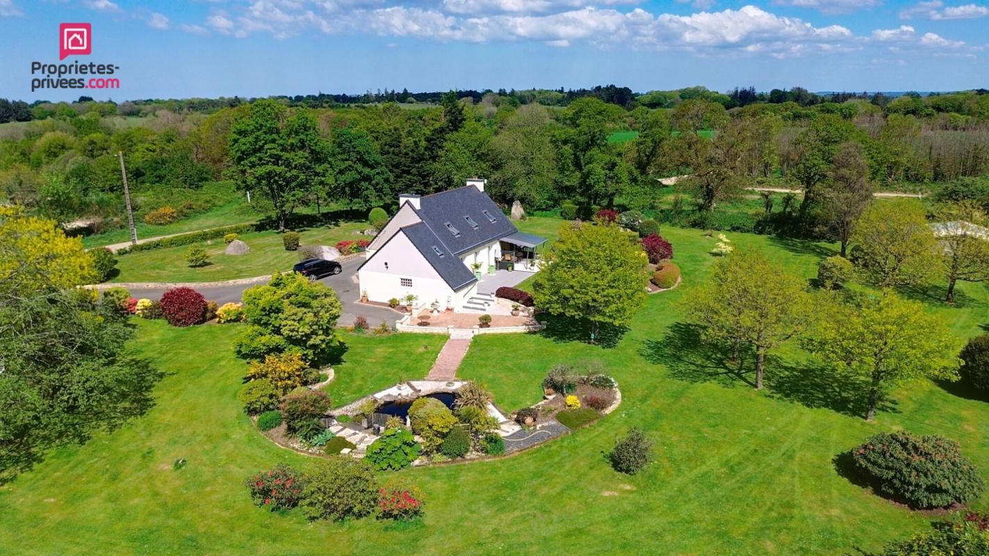 PLEYBER-CHRIST Maison Plouneour Menez 2