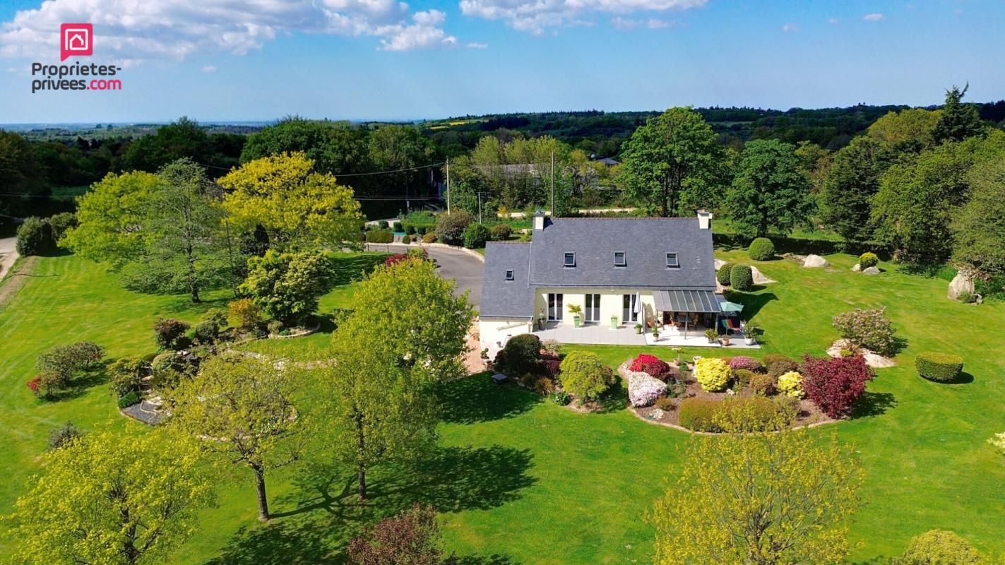 PLEYBER-CHRIST Maison Plouneour Menez 3