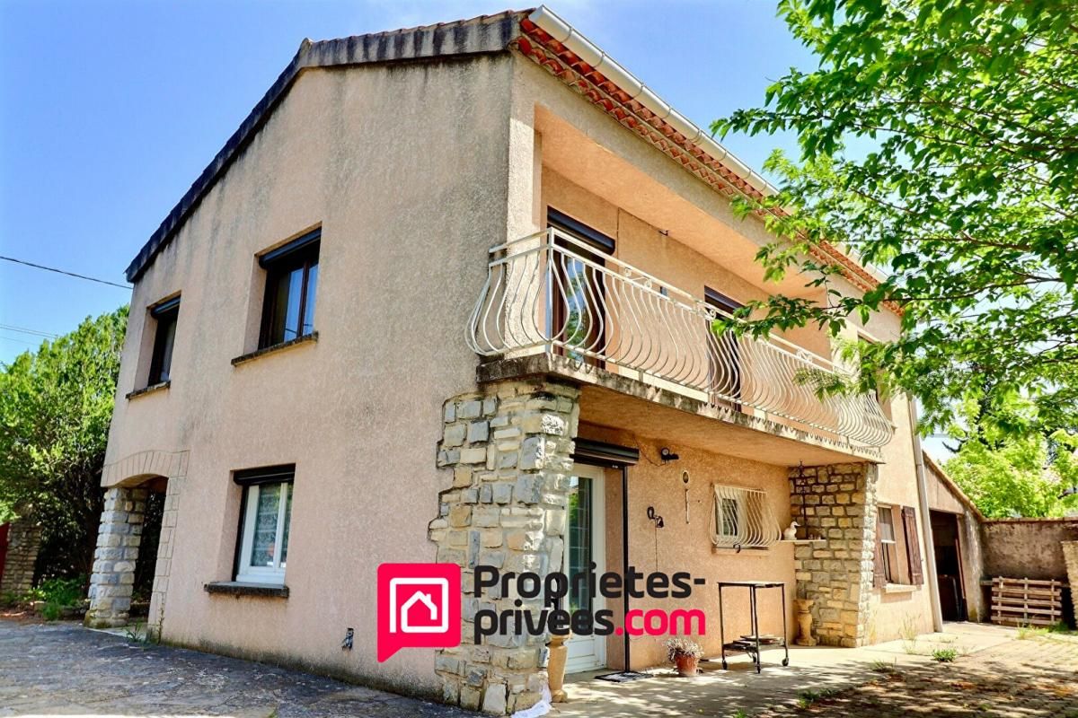 Uzès, 5km, maison individuelle
