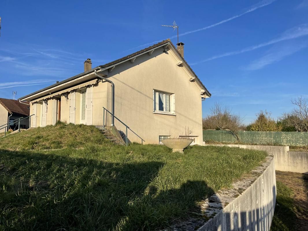 NOGENT-SUR-VERNISSON Maison Nogent Sur Vernisson 3 pièce(s) 74 m2 1