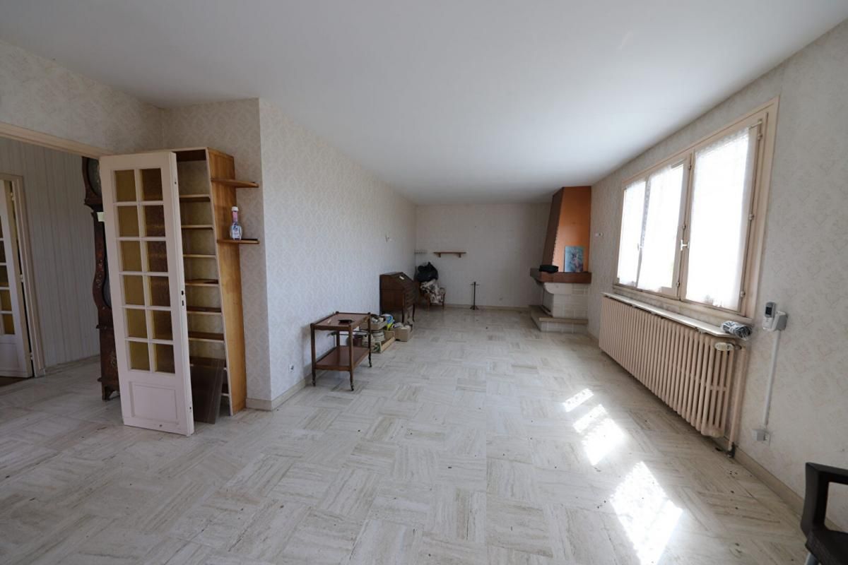NOGENT-SUR-VERNISSON Maison Nogent Sur Vernisson 3 pièce(s) 74 m2 2