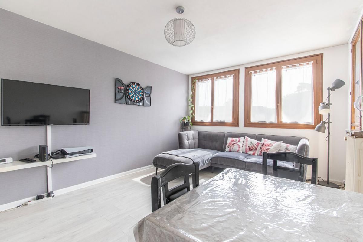 BRETIGNY-SUR-ORGE Appartement Bretigny Sur Orge 3 pièce(s) 60.93 m2 4
