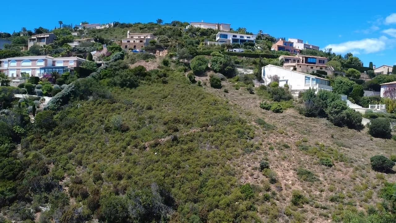 SAINT-RAPHAEL Terrain 3183m² vue mer avec PC accordé 4