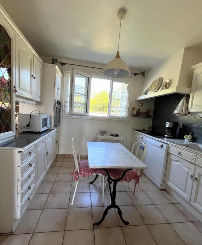 NOYON Maison à Noyon 5 pièce(s) 109 m2 + terrain surface 753 m² 4