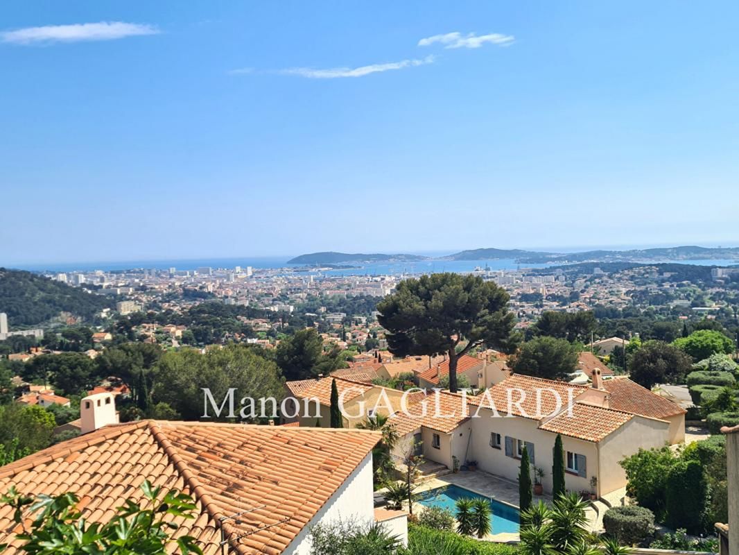 TOULON TOULON- VILLA T9- 285m² AVEC PISCINE- VUE PANORAMIQUE SUR LA RADE DE TOULON 2