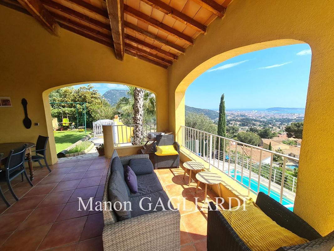 TOULON TOULON- VILLA T9- 285m² AVEC PISCINE- VUE PANORAMIQUE SUR LA RADE DE TOULON 4