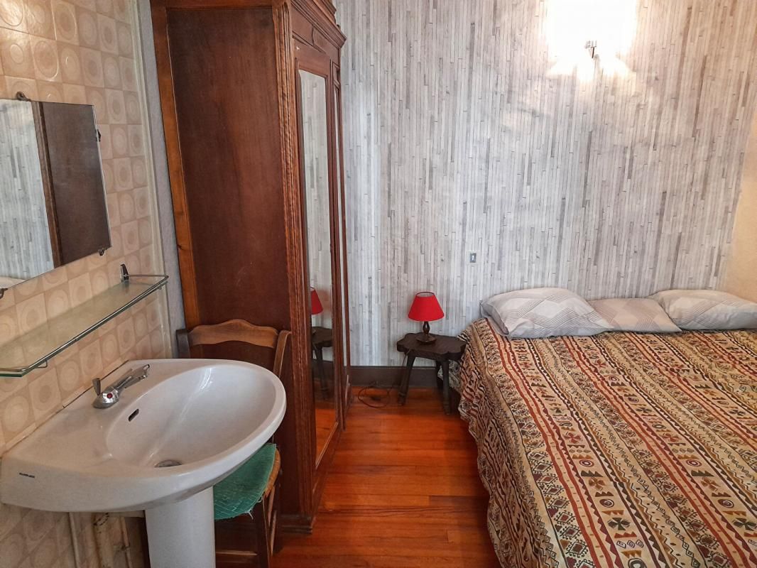EAUX-BONNES Appartement 3 pièces de 45m2 3