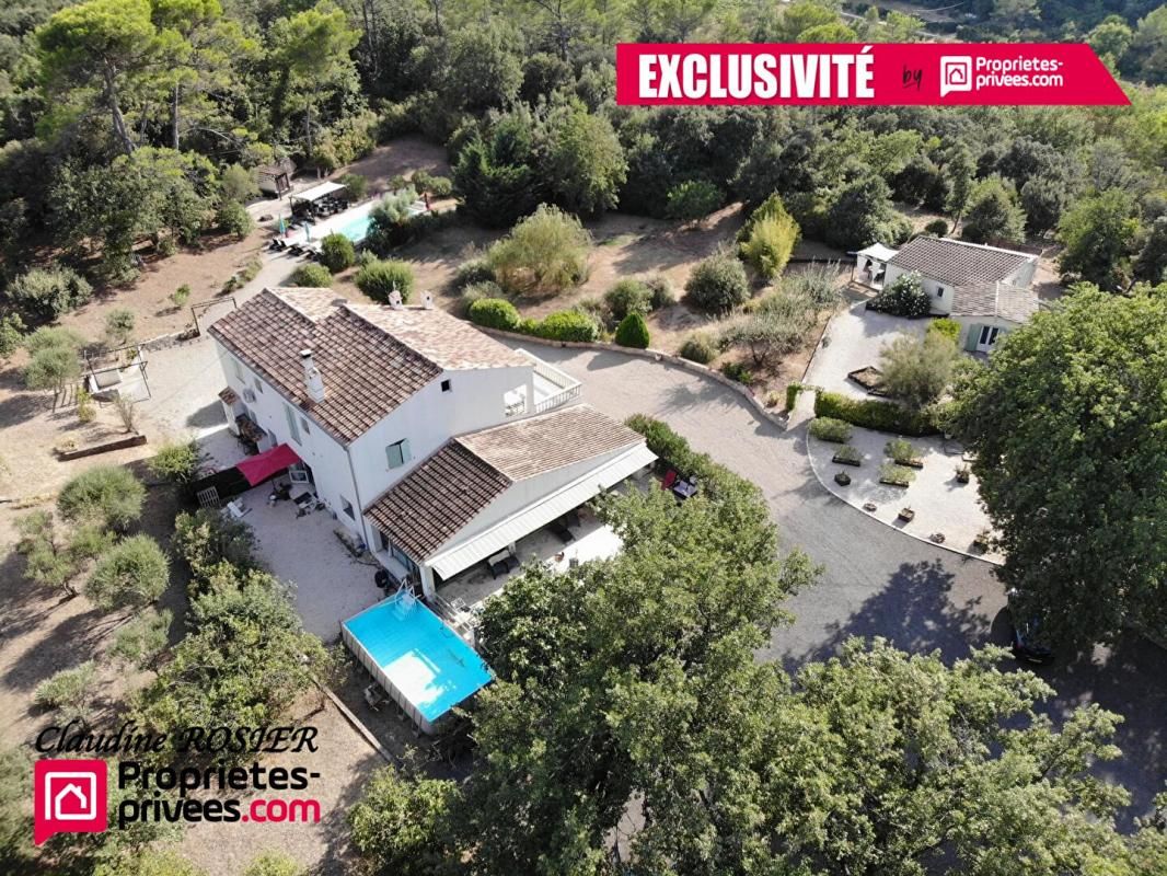 BESSE-SUR-ISSOLE Propriété Besse Sur Issole 340 m2 terrain 1,2 ha piscine 2