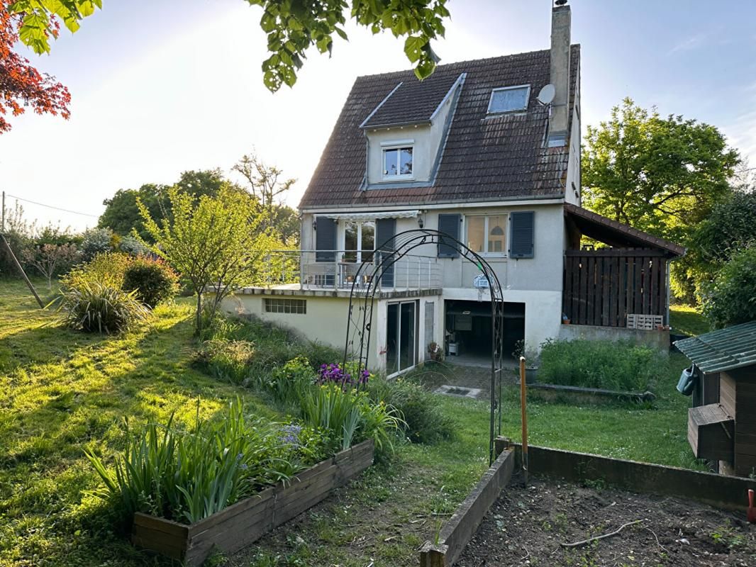 MOULINS Maison 5 pièces 106 m2 2