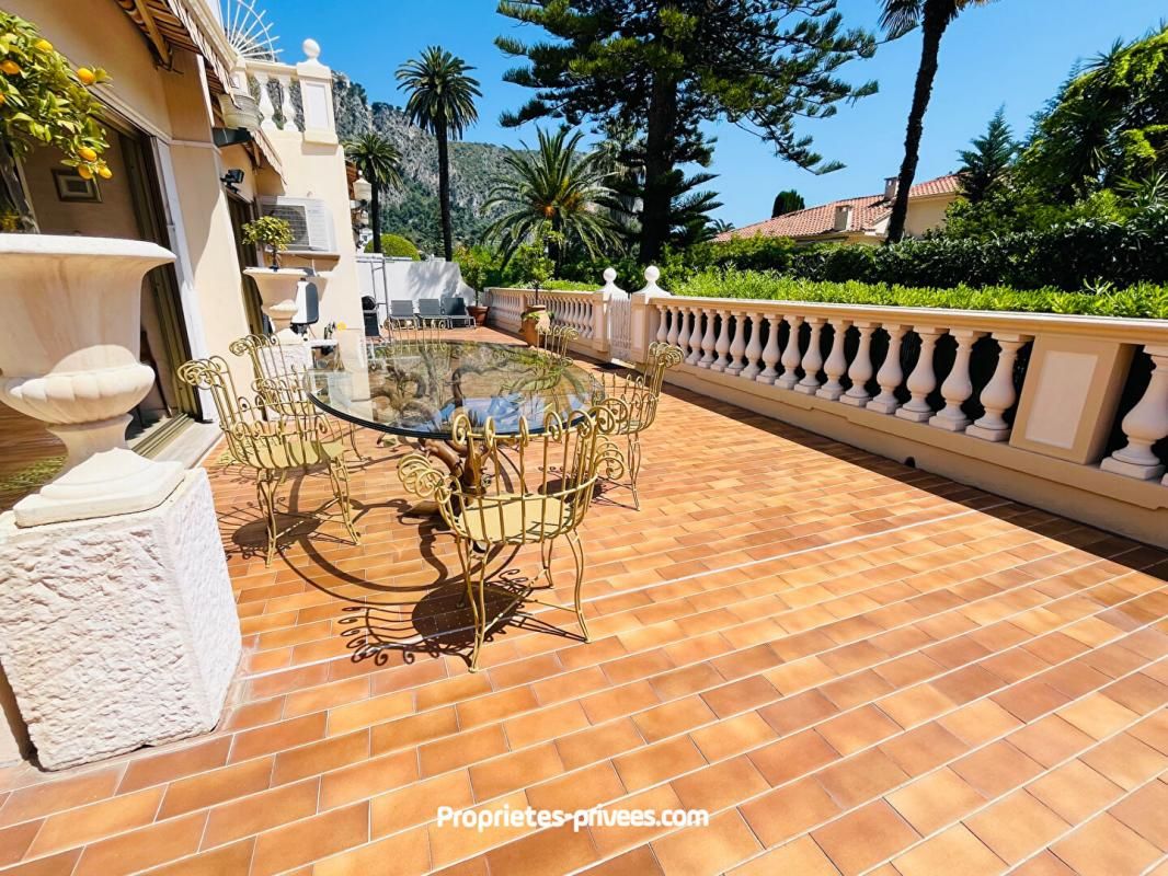 BEAULIEU-SUR-MER Beaulieu-Sur-Mer, 4 pièces 160m2, terrasse 81m2 2