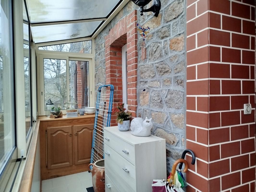 VERTOLAYE Jolie maison en pierre avec jardin et appartement  indépendant 3