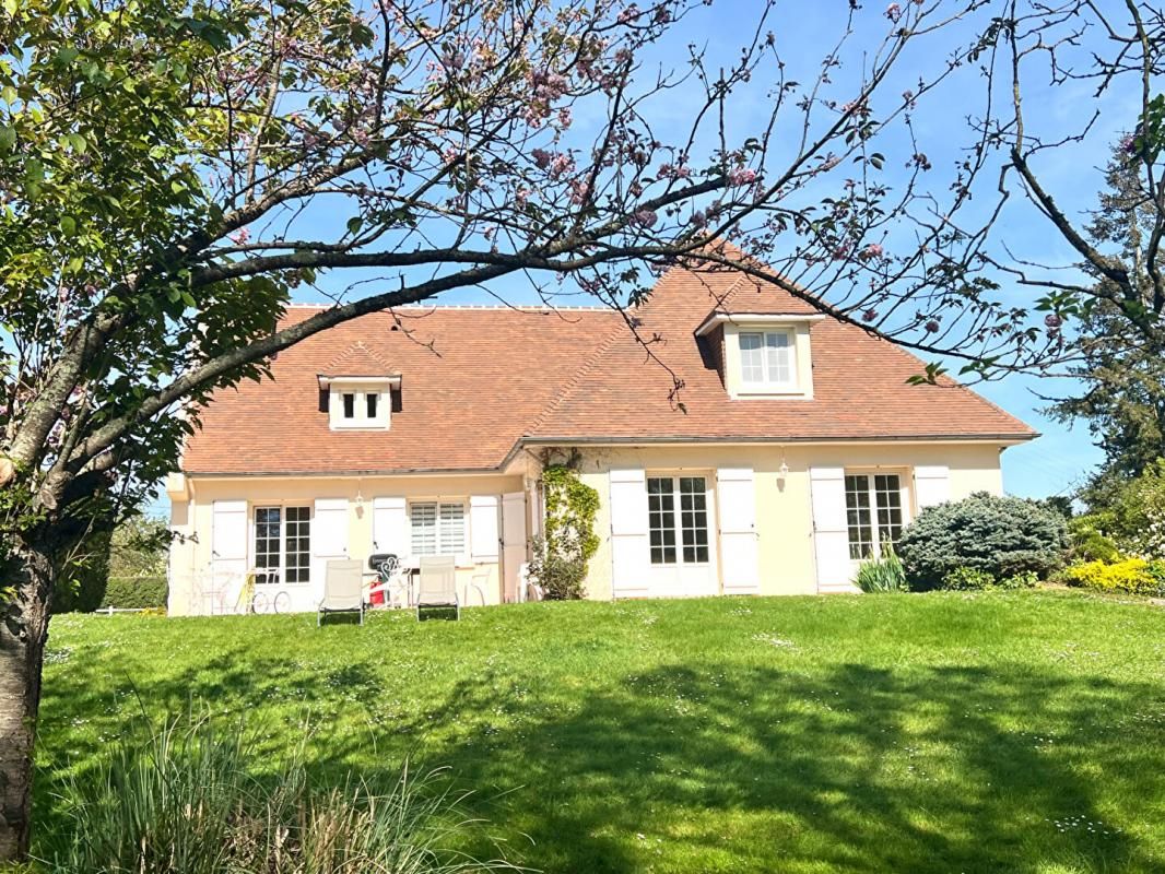 VENDOME Maison d'architecte Gare TGV 4