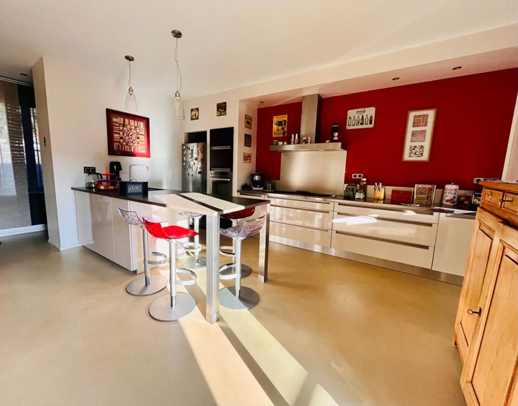 VAUGNERAY MAISON - VAUGNERAY -125 M2 2